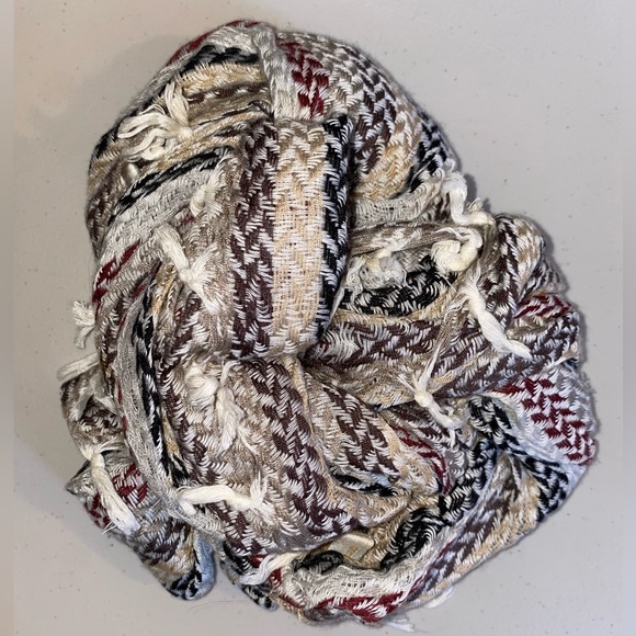 Fringe Infinity Scarf - Picture 2 of 3